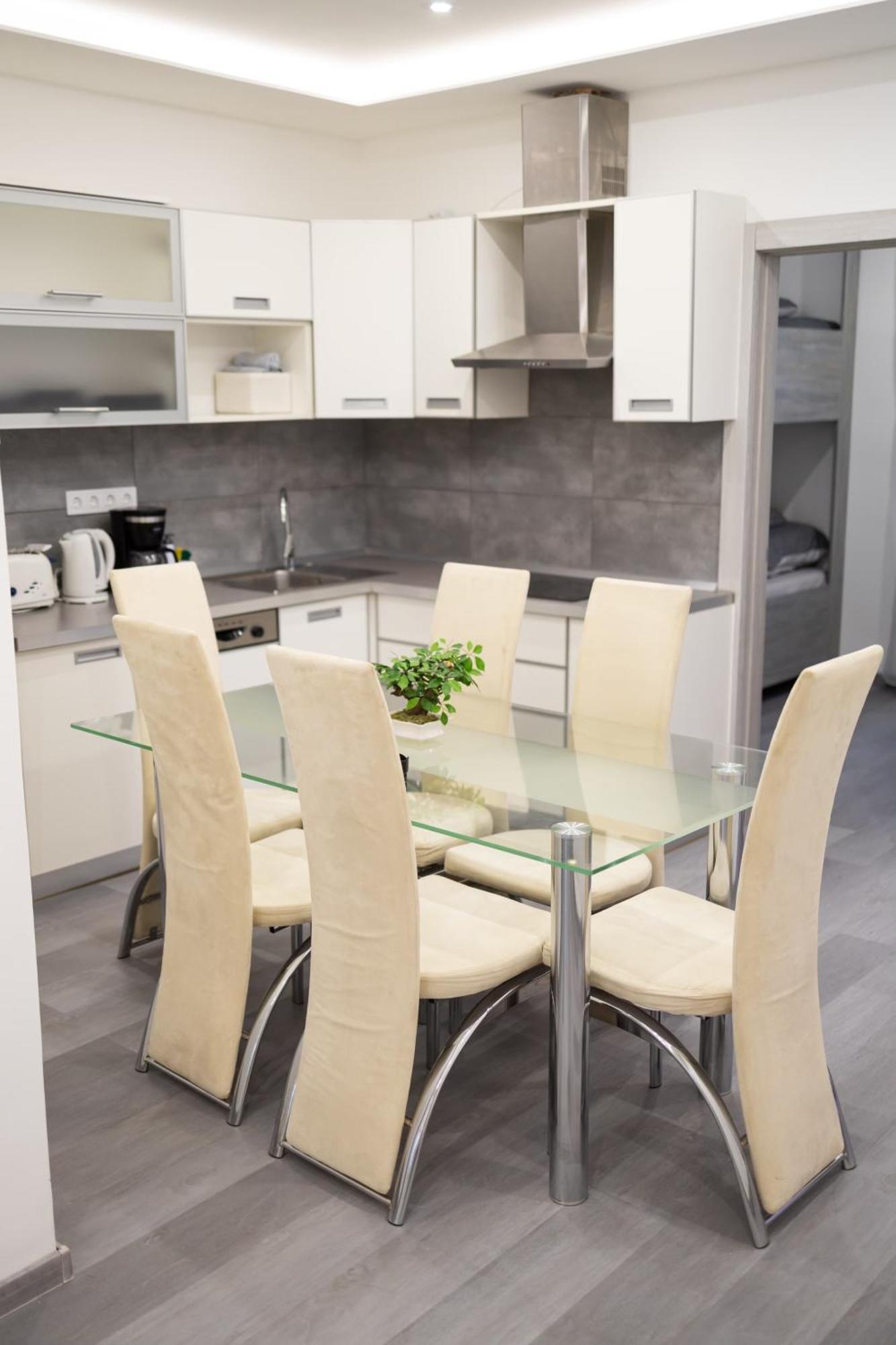 Fonix Apartman Debrecen Exterior photo